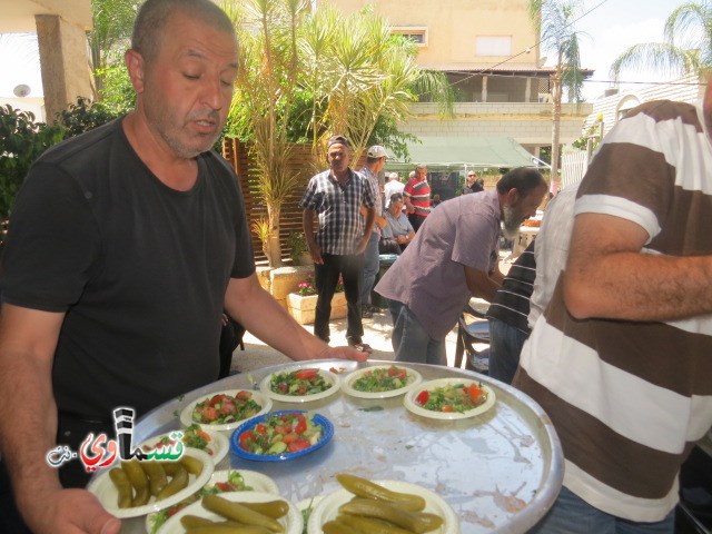 كفرقاسم : ابناء المرحوم الحاج  عوني محمد سعيد طه  ابو الحكم  يُعدون وليمة غداء عن روح والدهم 